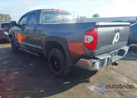 2014 Toyota Tundra Sr5 4.6L V8 z USA, uszkodzony, nr VIN 5TFRM5F15EX071881